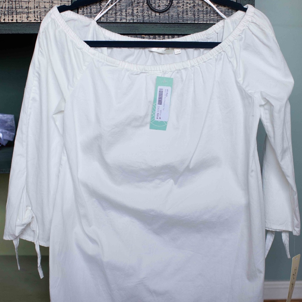 NWT RD Style Bazil Off the Shoulder Top